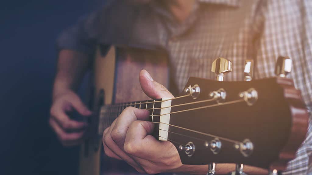 What+Are+Some+Good+Tips+for+Learning+the+Guitar What Are Some Good Tips for Learning the Guitar?