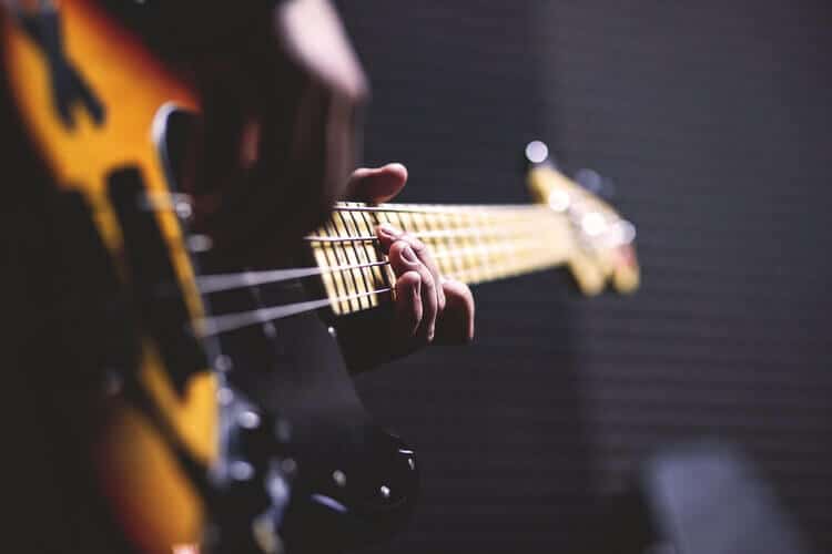 Bass-Lesson Bass lessons be natural music